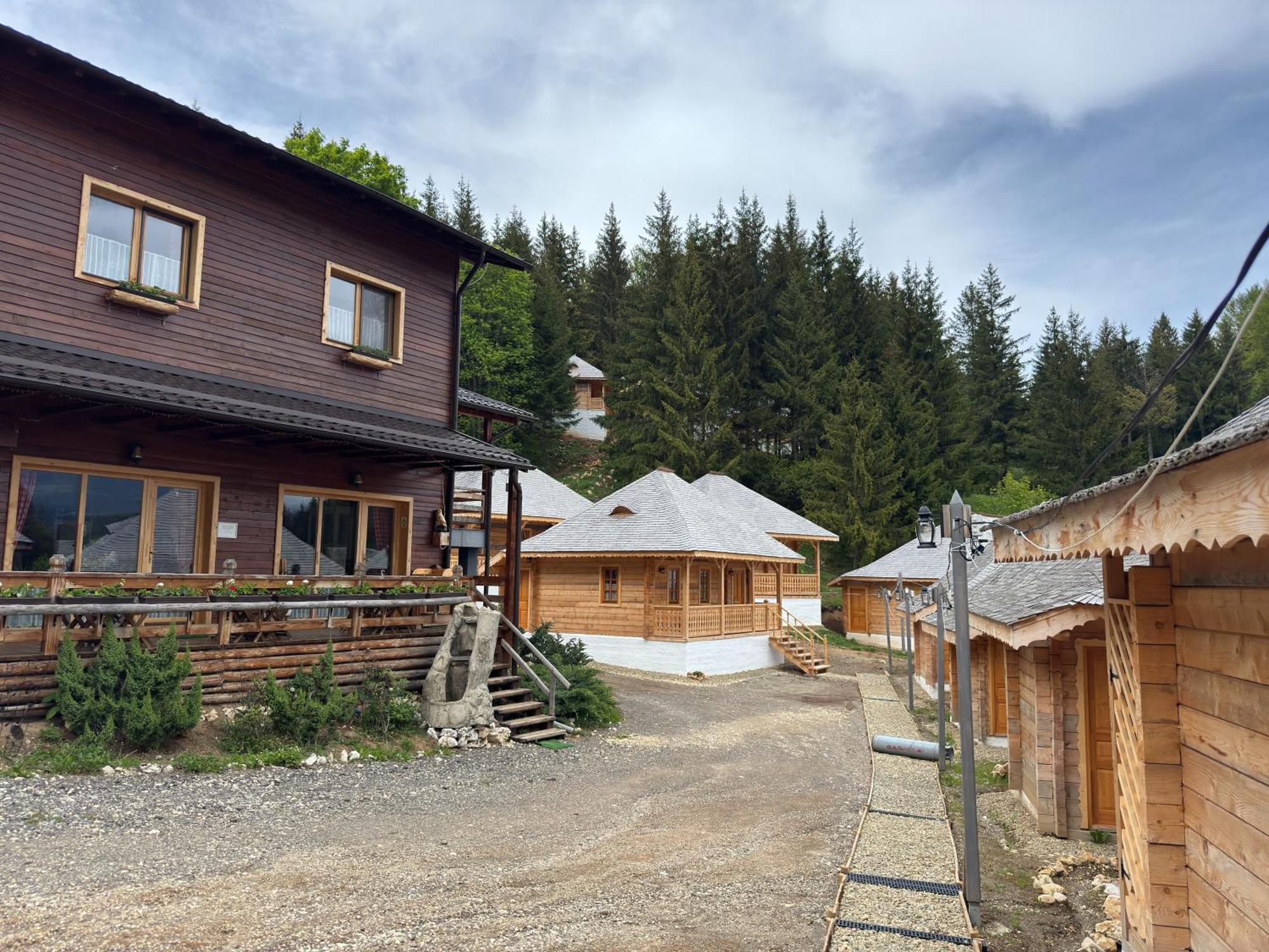 Andolia Villa Moeciu De Sus Exterior photo